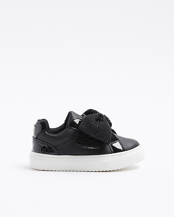 Girls all sale black trainers