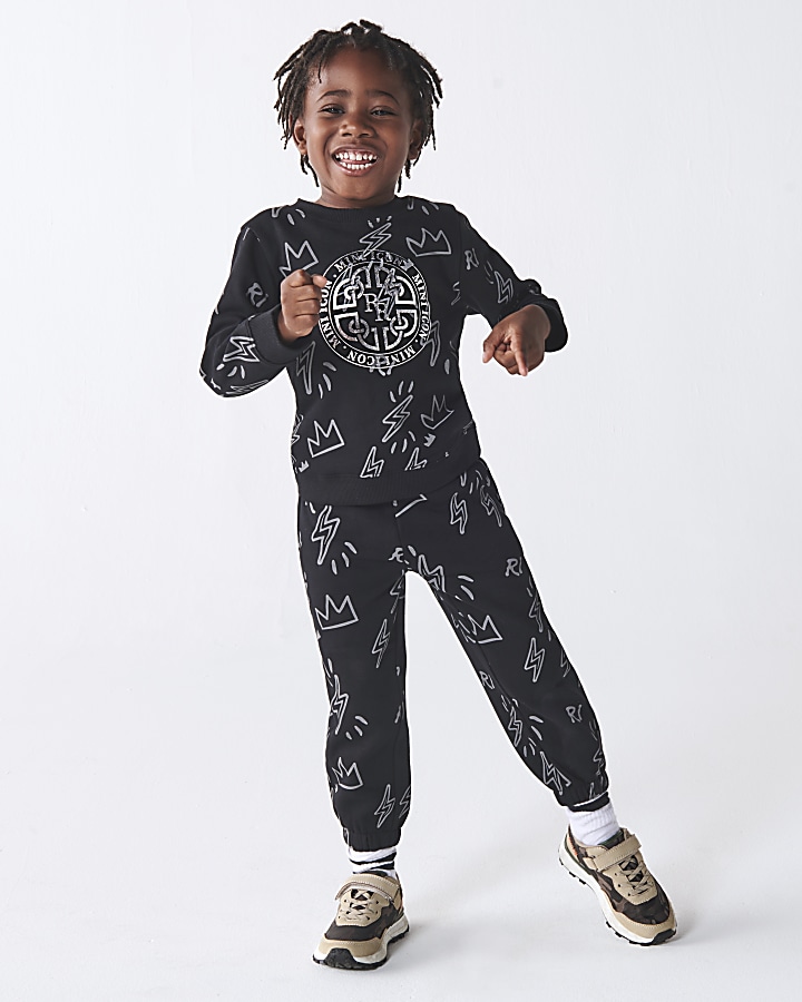 Mini boys black sweatshirt and joggers set