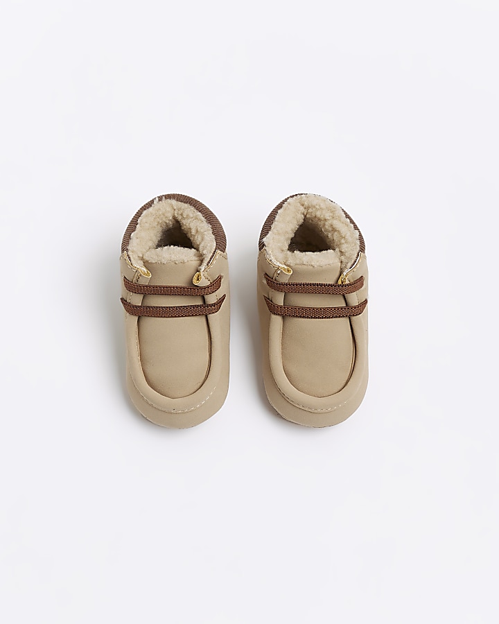 Baby boys beige suedette booties