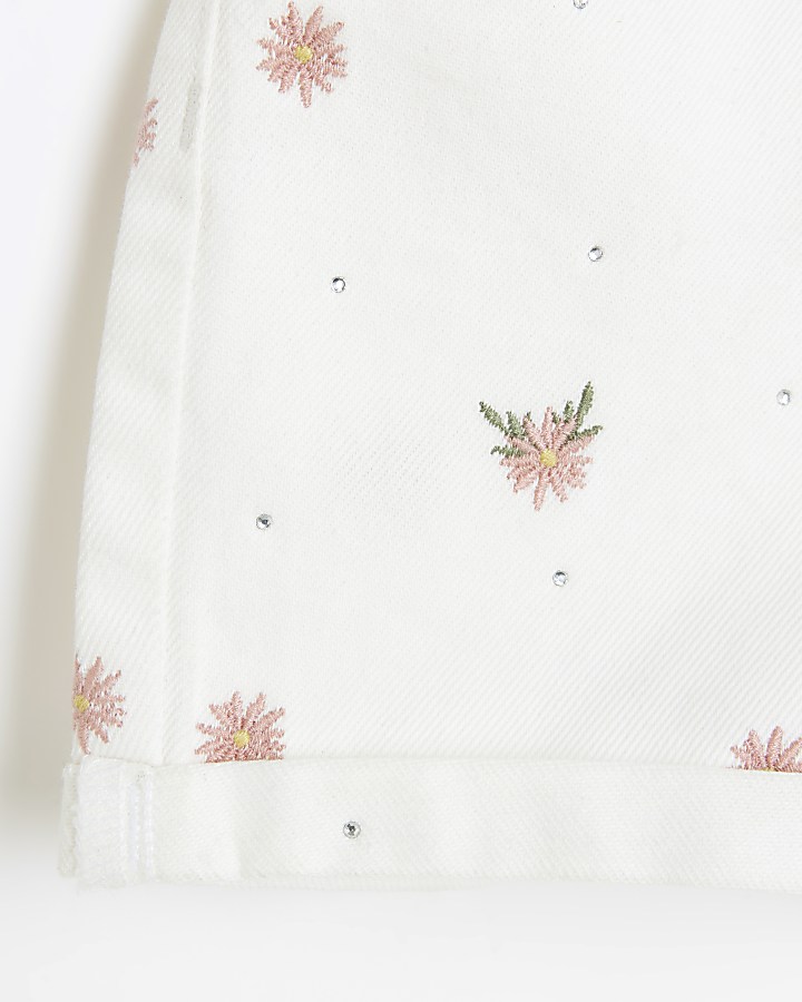 Girls white embroidered floral shorts