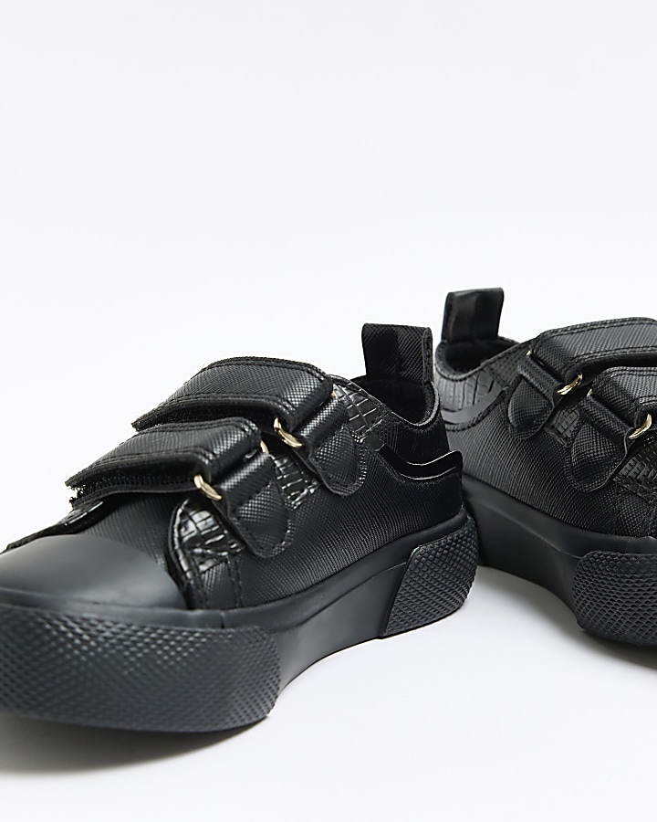 Mini girls black velcro trainers