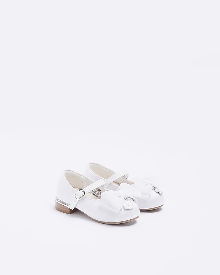 Mini girls white Satin Bow ballerina shoes