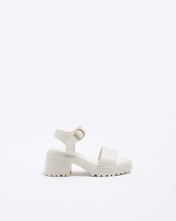 Girls cream patent chunky heeled sandals