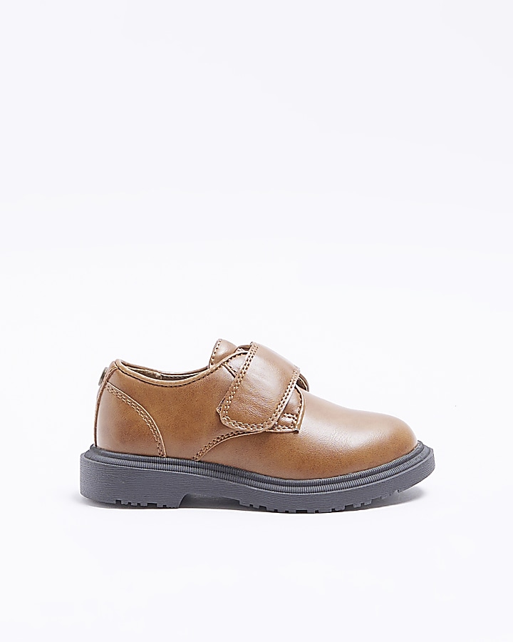 Mini boys brown faux leather velcro shoes