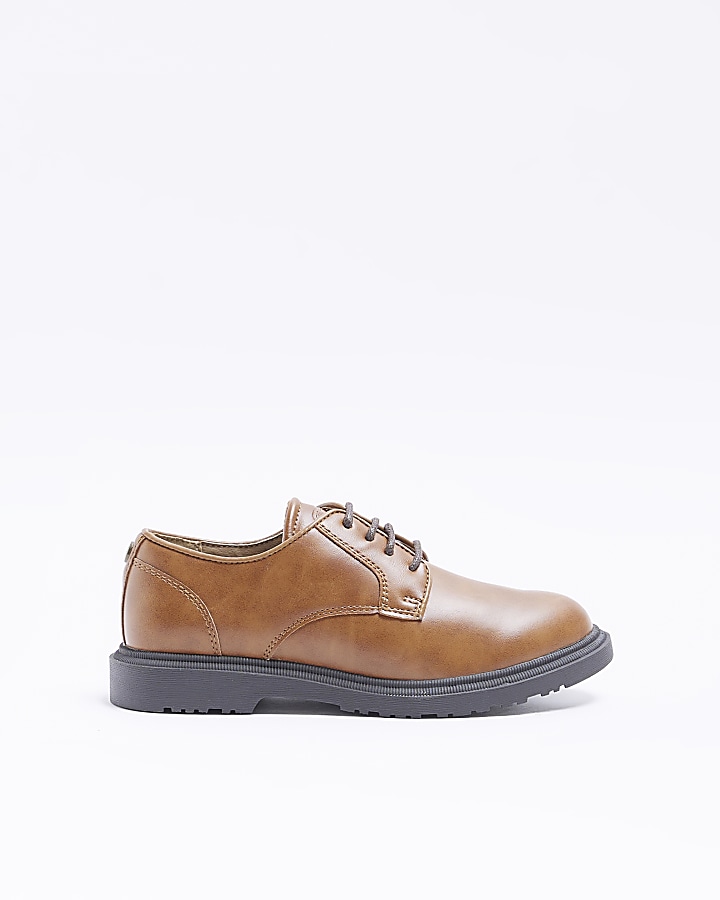 Boys brown faux leather lace up shoes