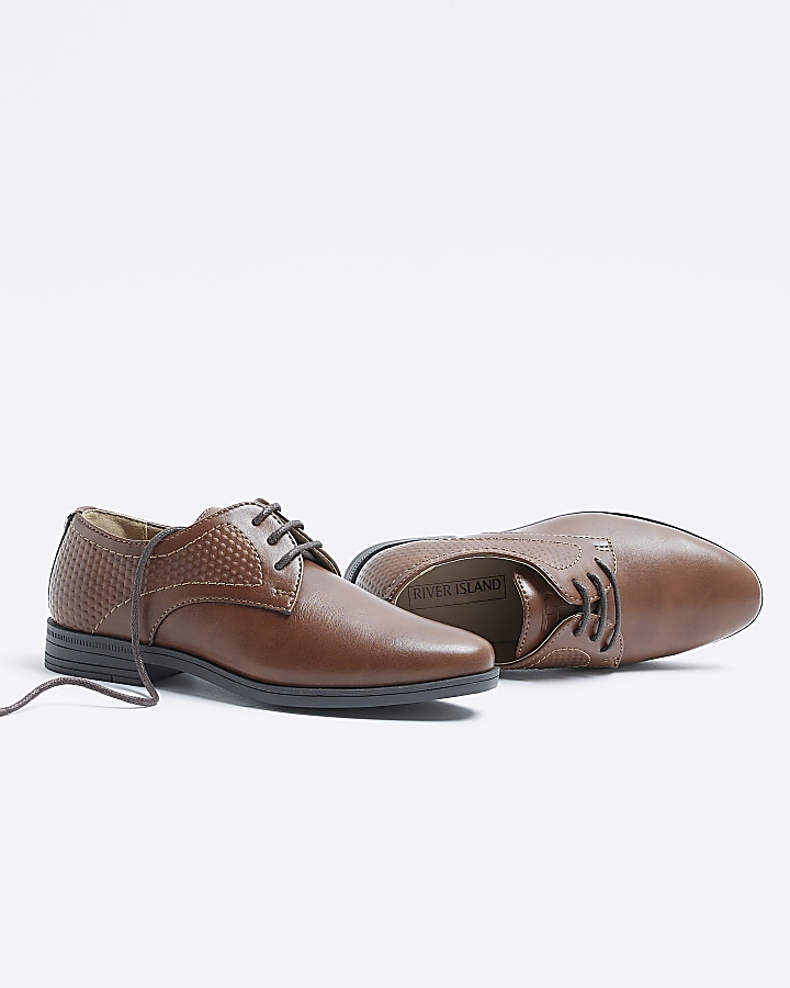 Boys Brown Embossed Point Shoes
