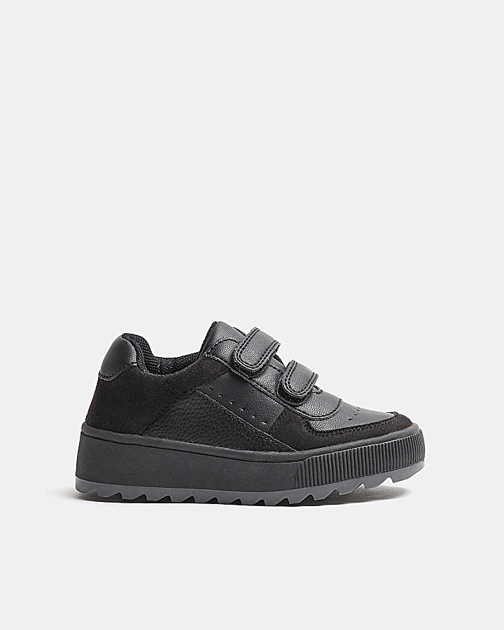 Mini boys black velcro plimsoles