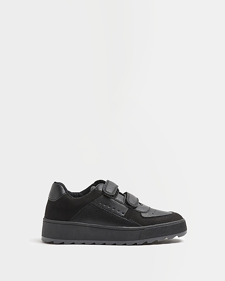 Boys black velcro plimsolls