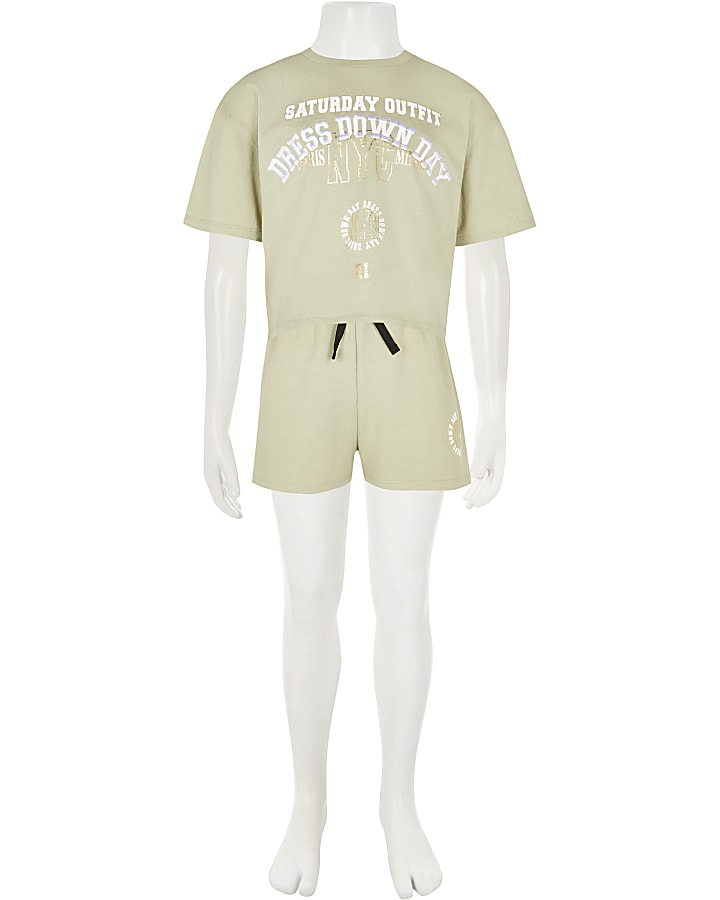Girls khaki 'Saturday Outfit' shorts outfit