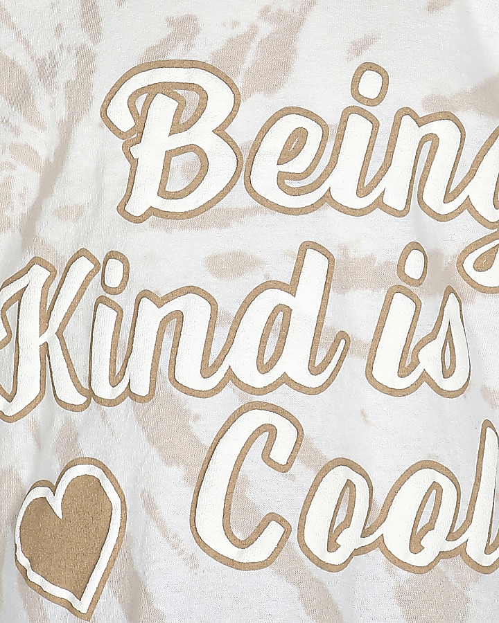 Girls cream 'Kind Is Cool' t-shirt outfit
