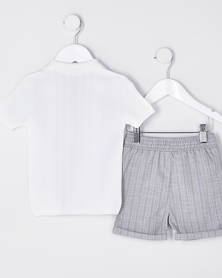 Mini boys textured polo and shorts outfit