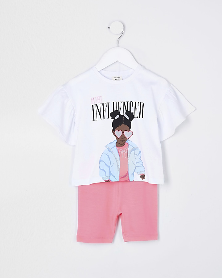 Mini girls pink 'Influencer' shorts outfit