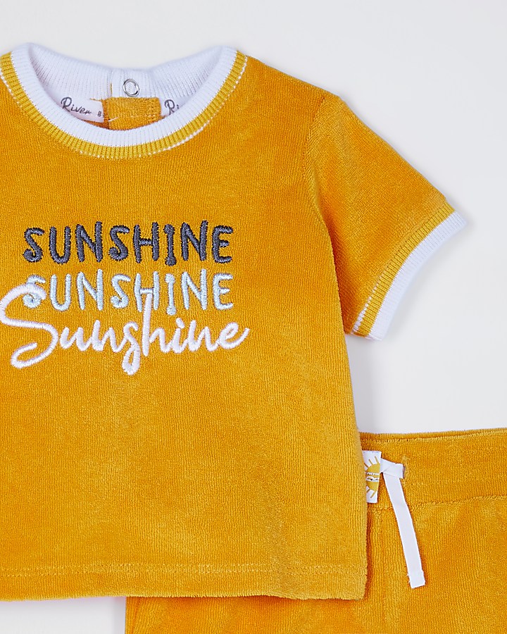 Baby yellow 'Sunshine' t-shirt outfit