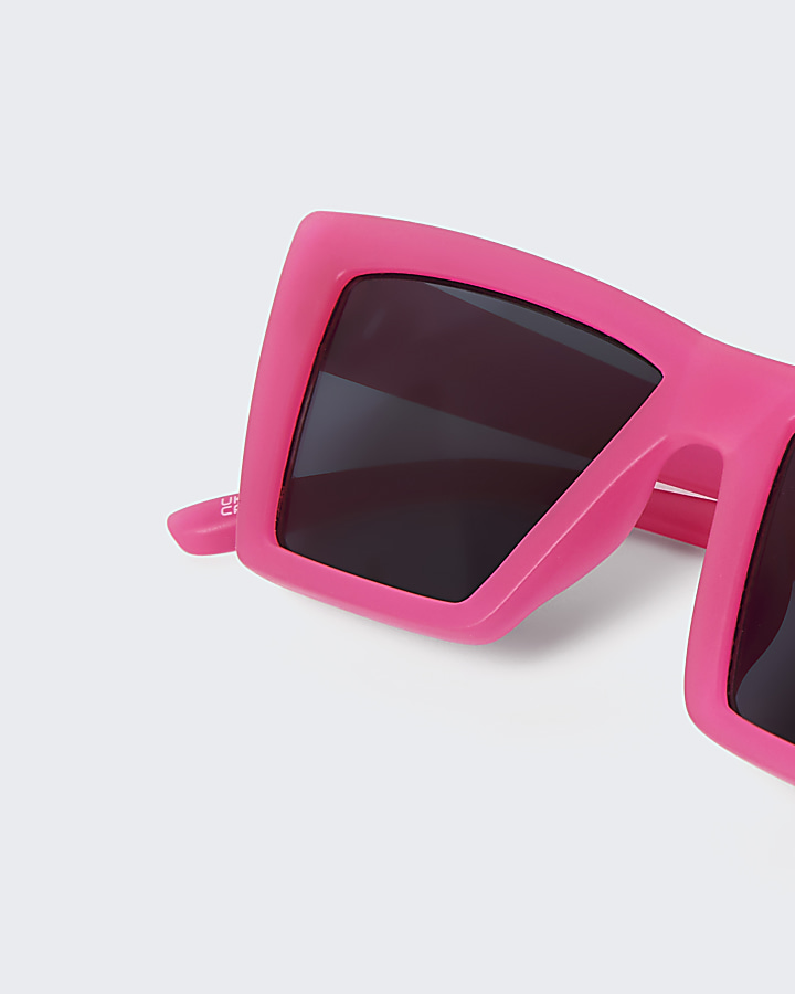 Girls pink cat eye sunglasses
