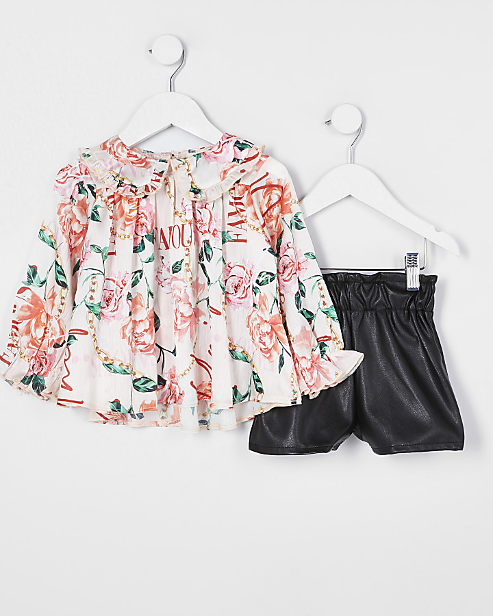 Mini girls floral print top and shorts outfit