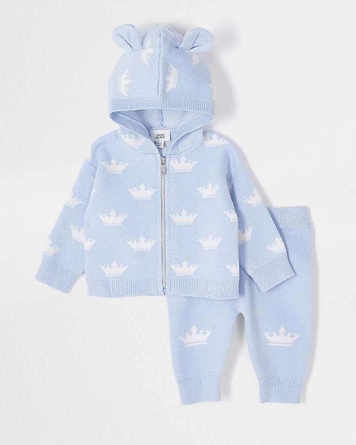 Baby blue crown knit cardigan outfit