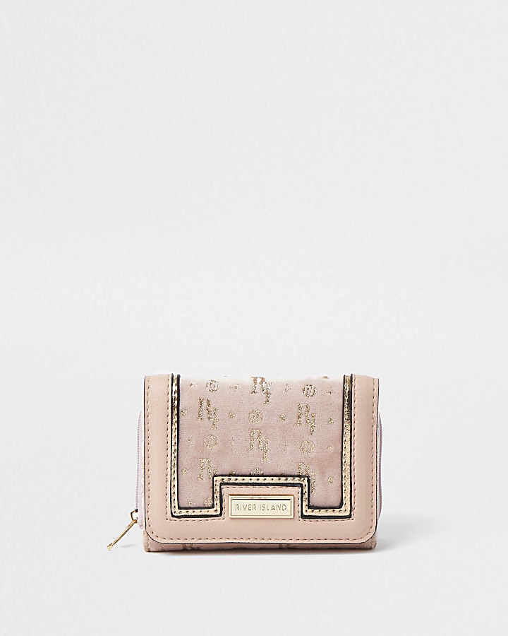 Girls pink glitter monogram purse