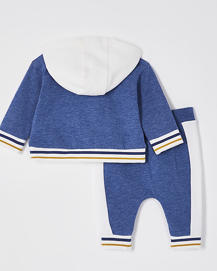 Baby blue colour block hoodie outfit