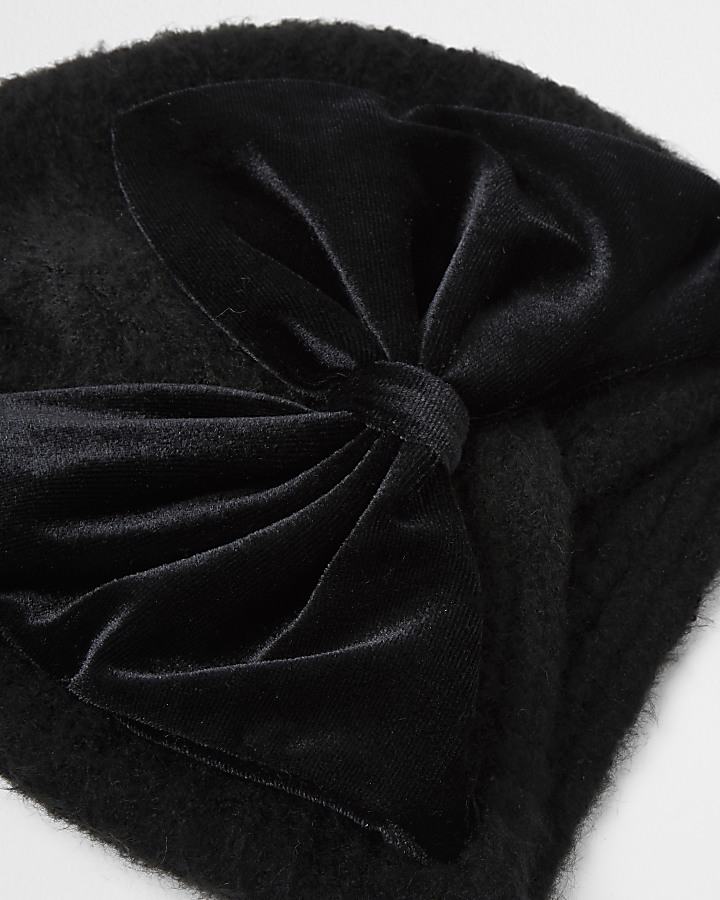 Girls black velvet bow turban
