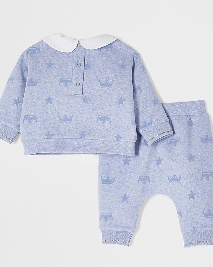 Baby blue print collar sweatshirt outfit