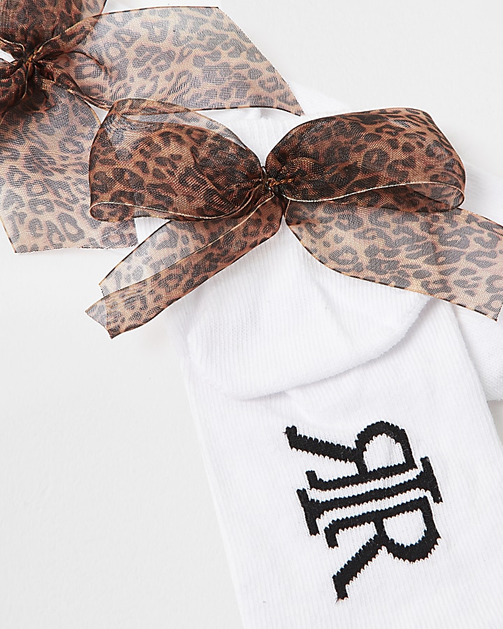 Girls white leopard bow back socks 2 pack