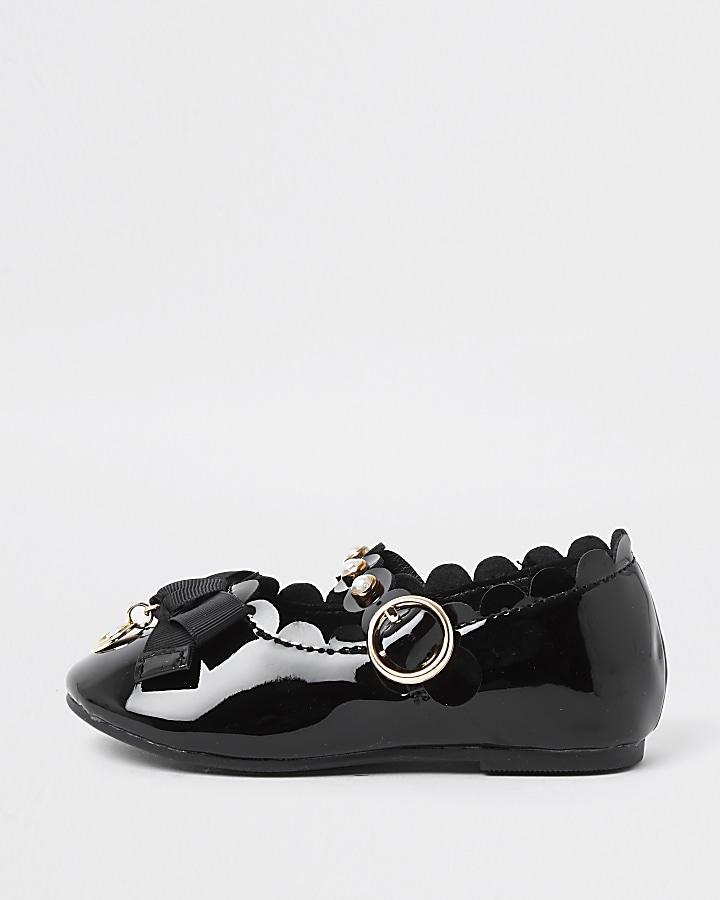 Mini girls black patent ballerina pump shoe