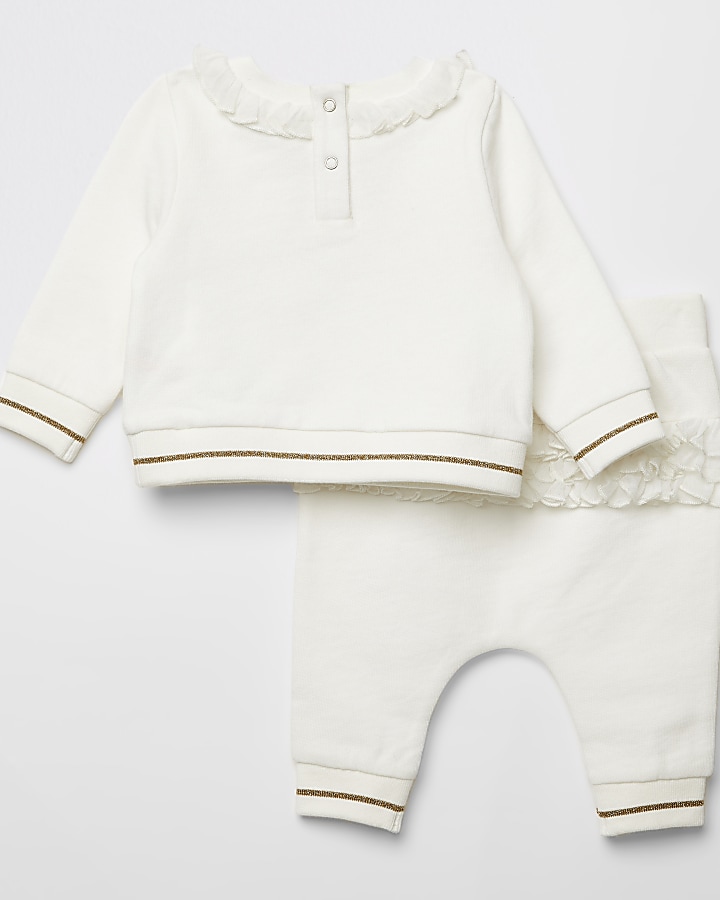 Baby white 'Baby unicorn' sweatshirt outfit