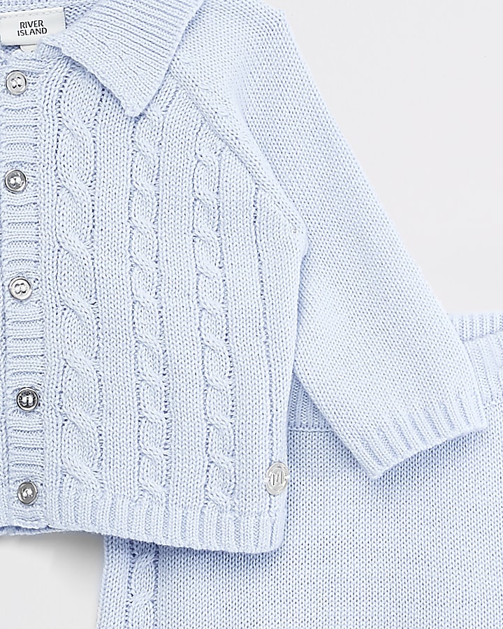 Baby blue knitted button cardigan outfit