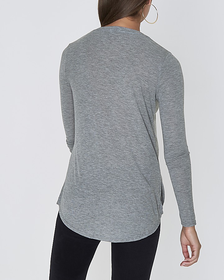 Grey basic long sleeve top