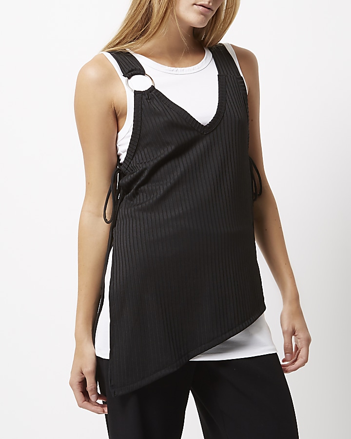 Black and white layered asymmetric top