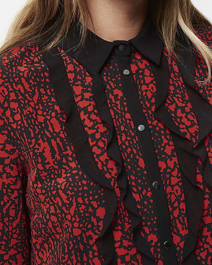 Red contrast print frill shirt