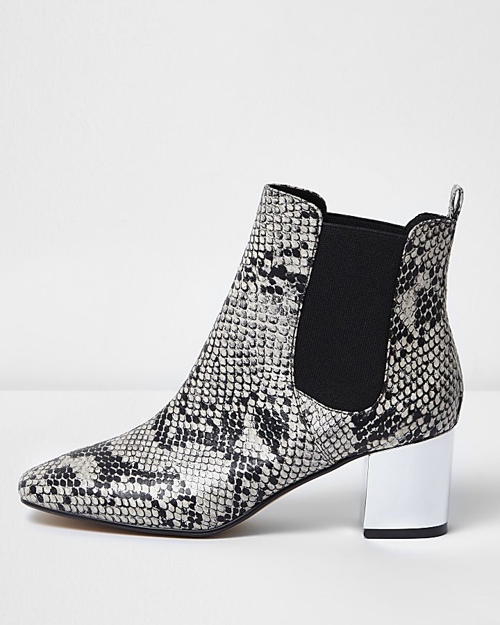 Snake print metallic heel Chelsea boots