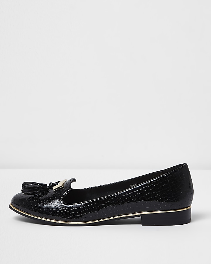 Black patent embossed loafers