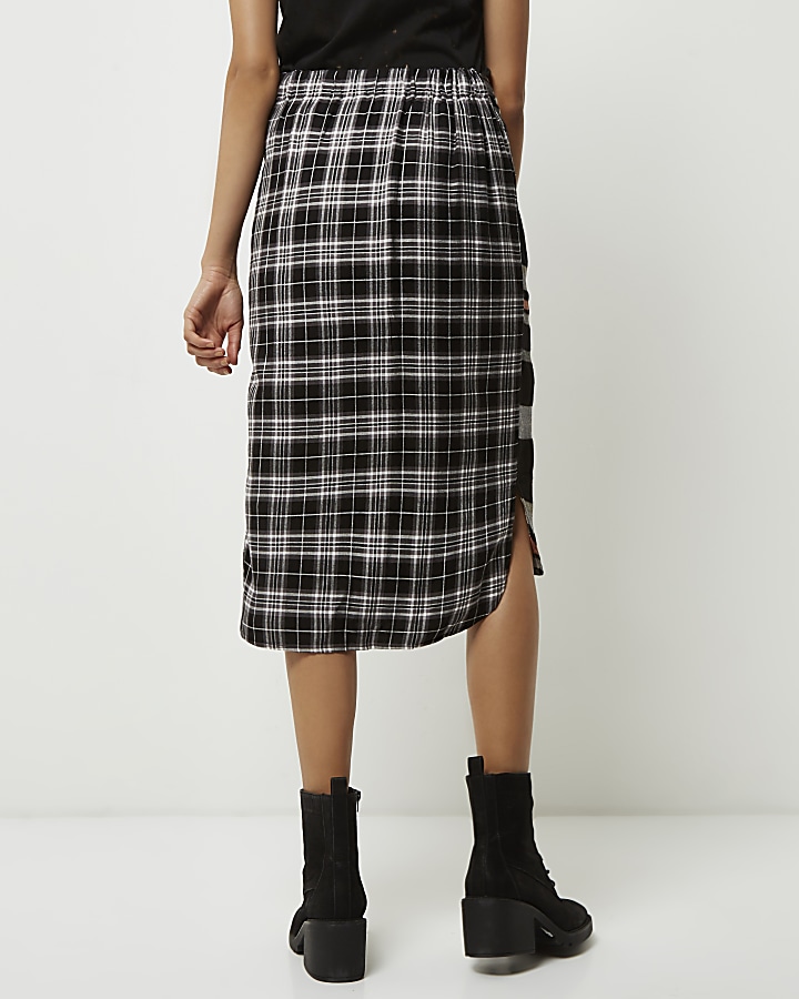 Black check print tie waist button skirt