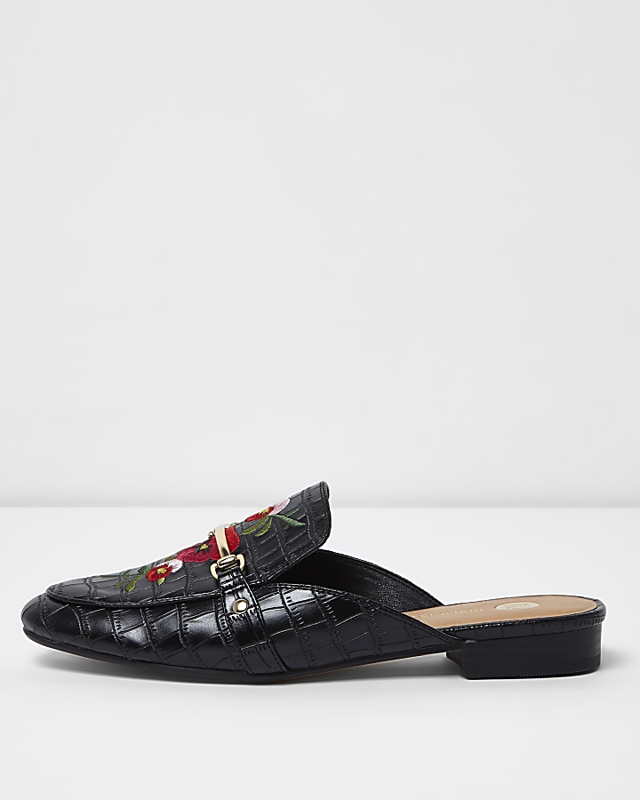 Black embroidered floral backless loafers