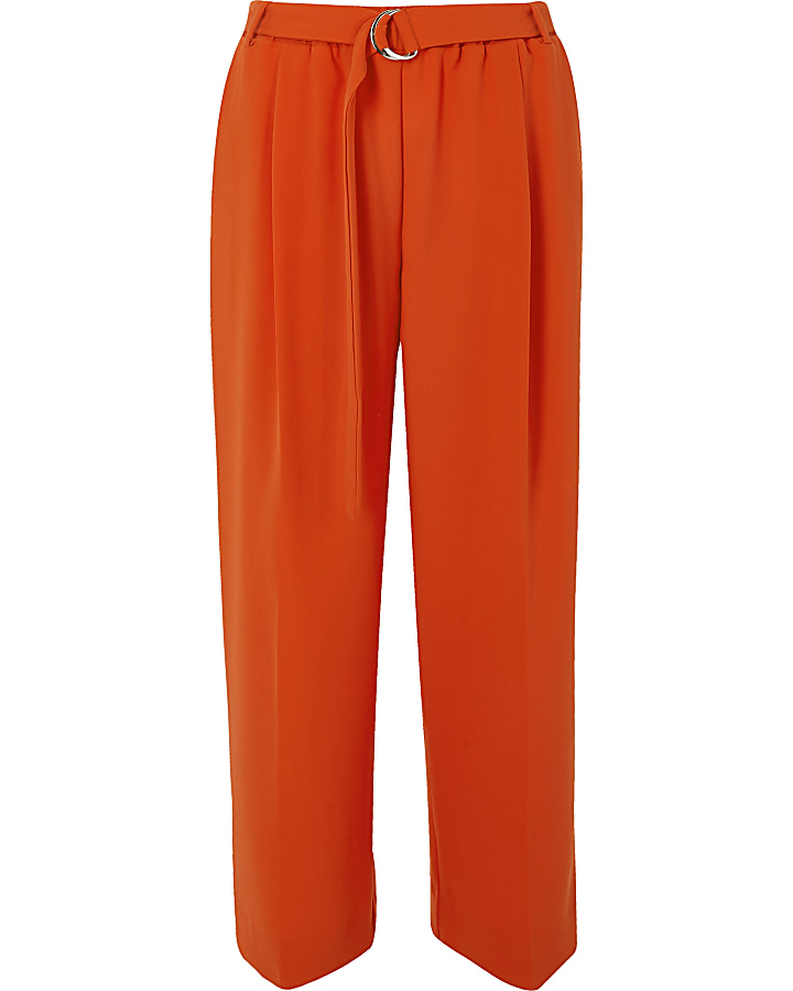 Red D-ring belted culottes