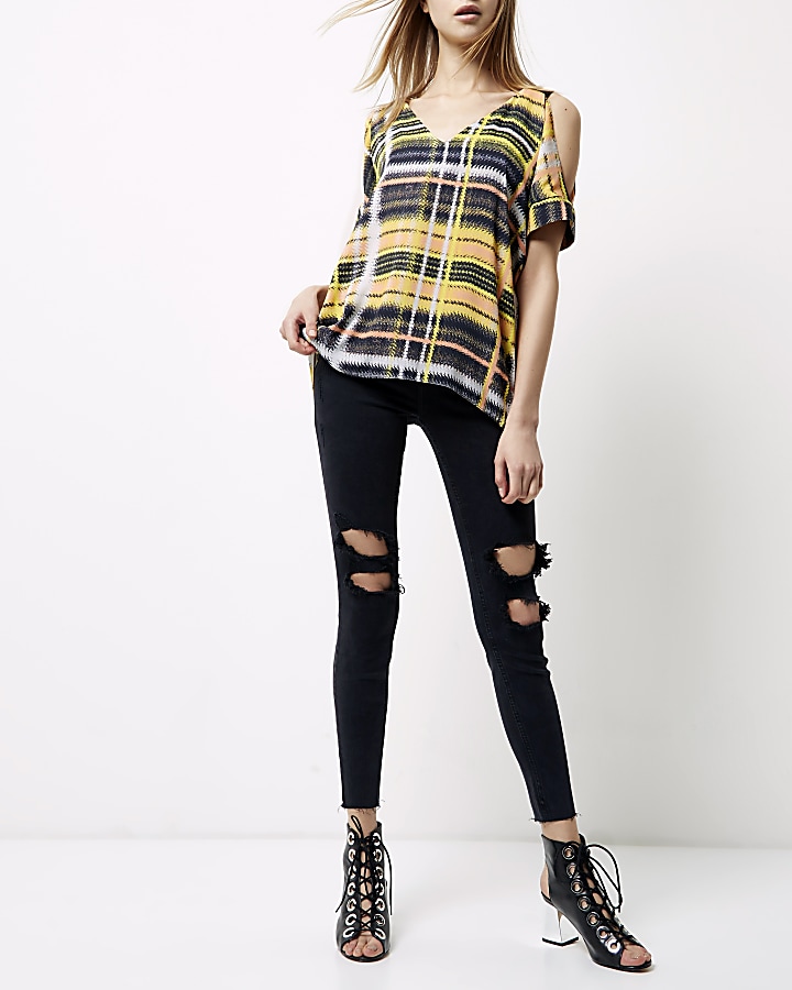 Yellow check print cold shoulder oversized to