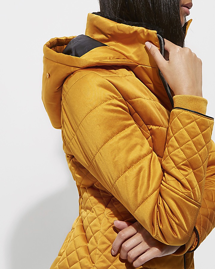 Yellow quilted faux fur trim puffer jacket