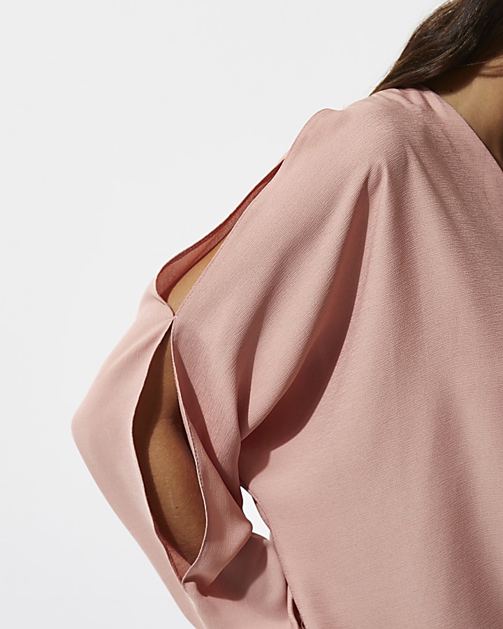 Light pink textured ruched sleeve top