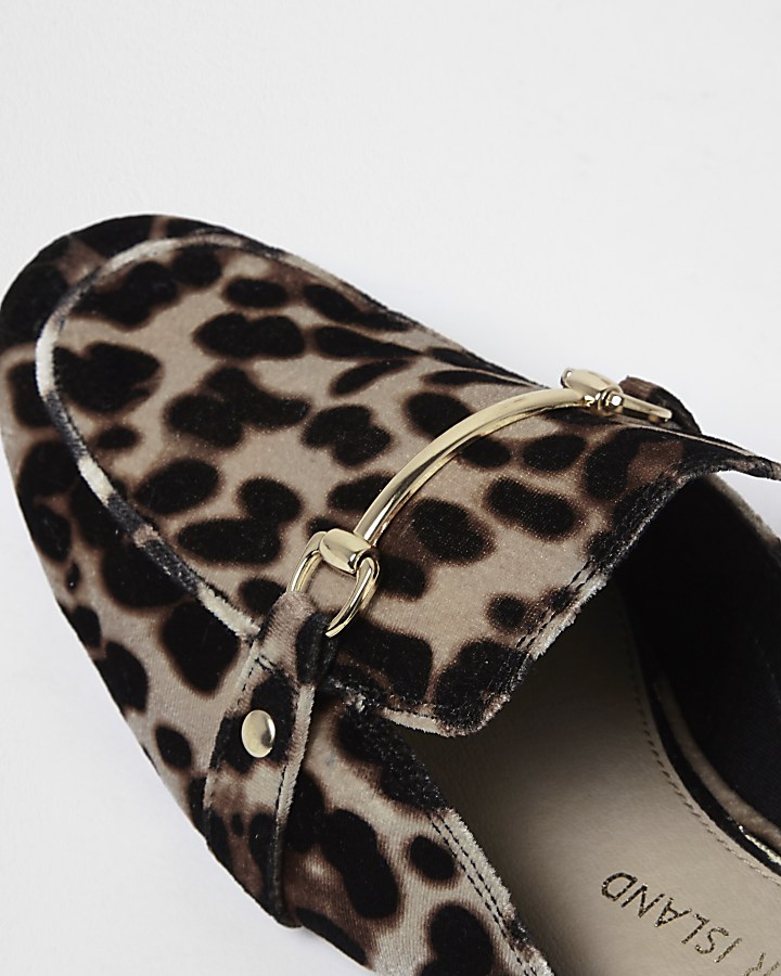 Brown leopard print backless loafers