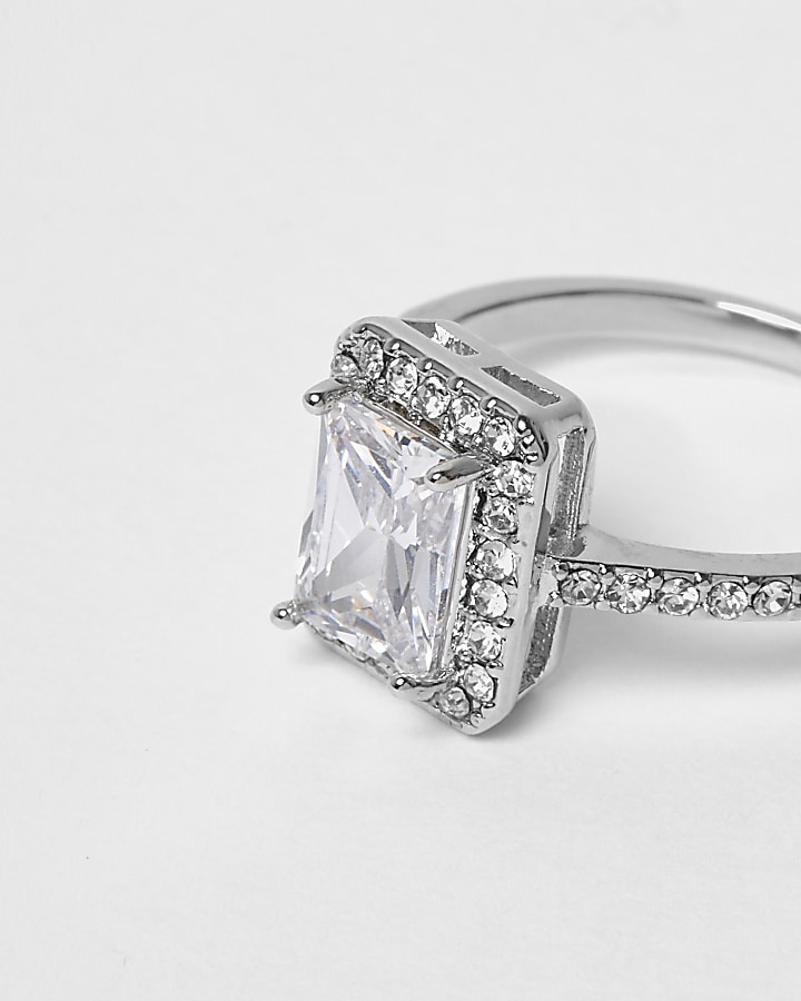 Silver tone rectangle diamante ring