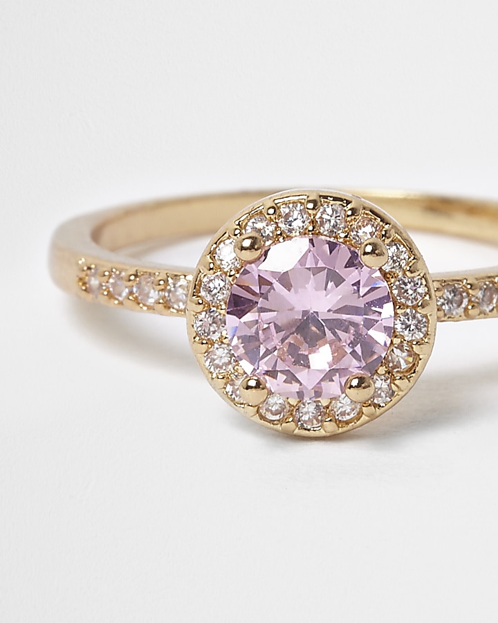 Gold tone pink jewel ring