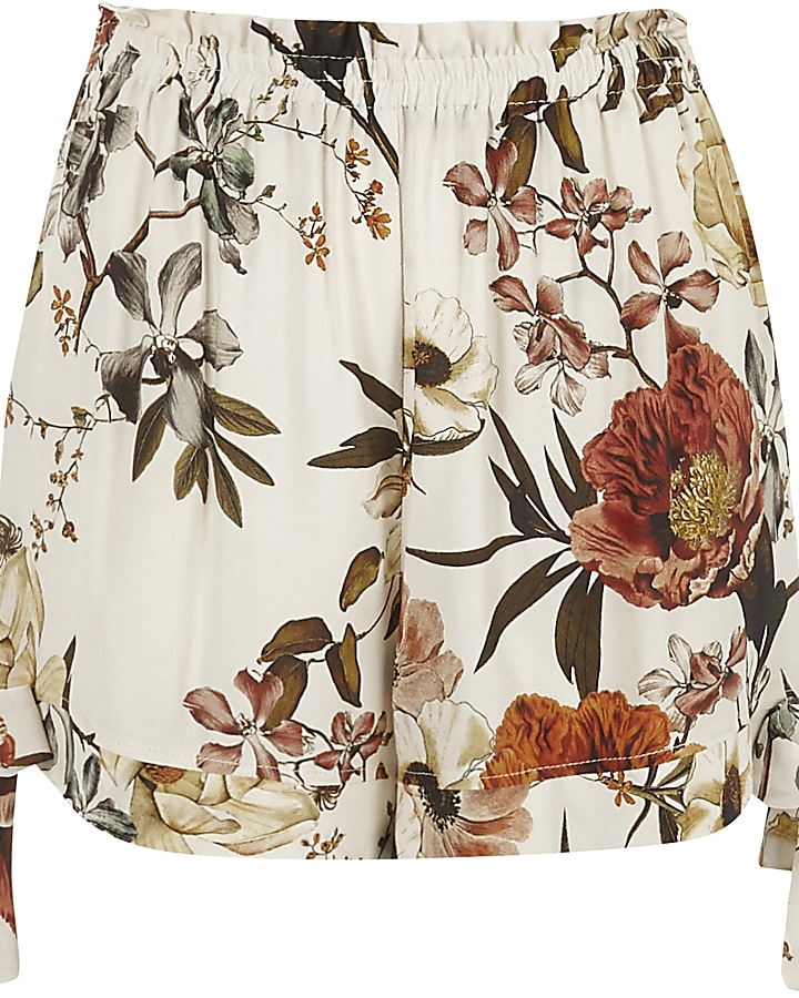 Cream floral print bow hem shorts