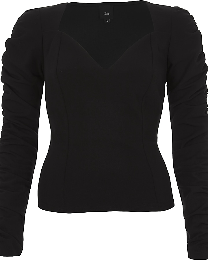 Black sweetheart ruched sleeve top