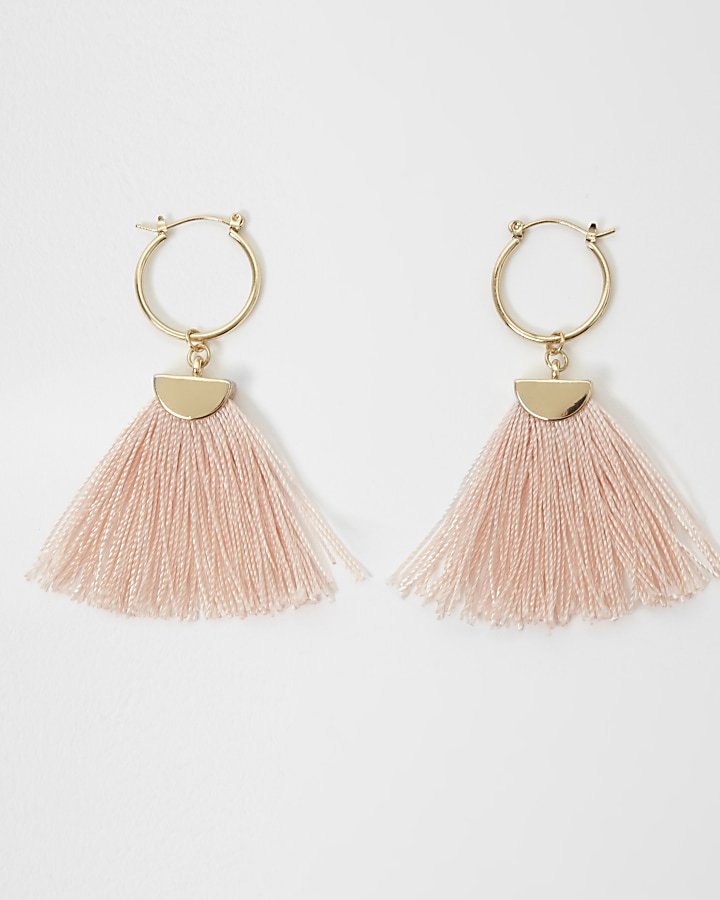 Light pink and gold tone tassel hoop earrings