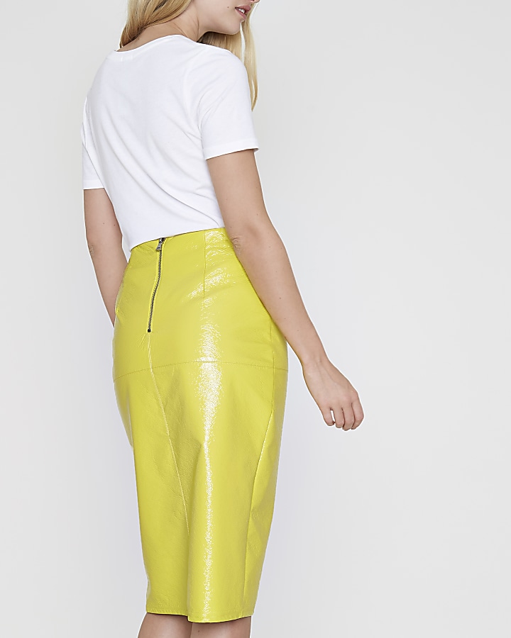 Yellow front split vinyl pencil skirt