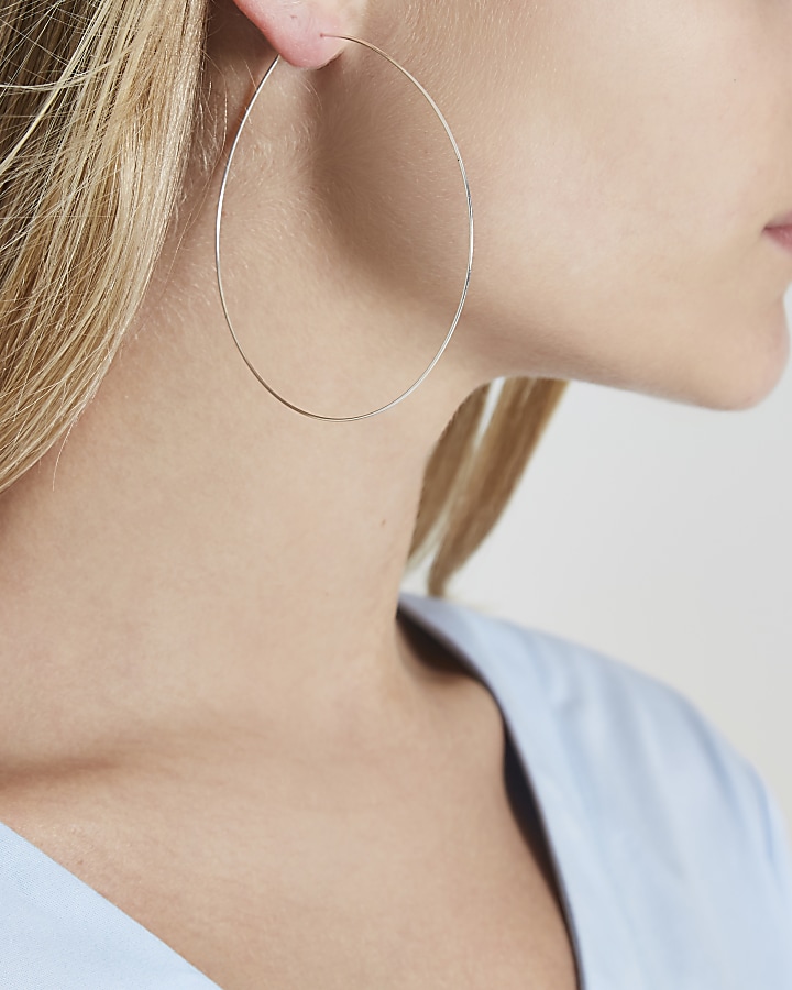 Silver tone ultra thin hoop earrings