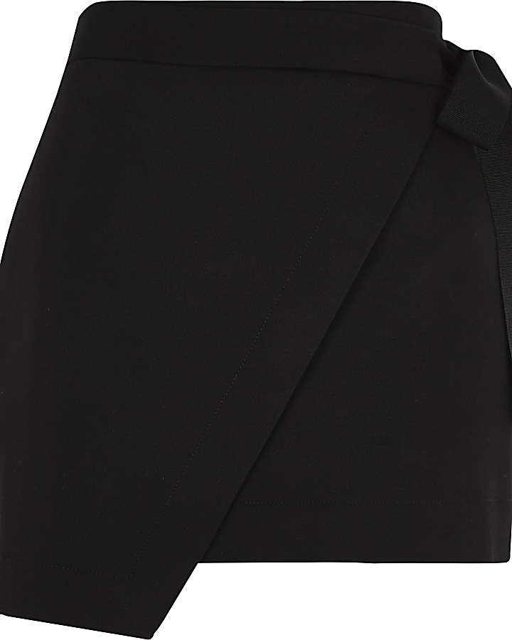 Black structured wrap front skort