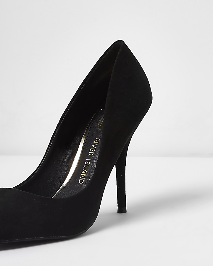 Black pointed toe court shoes