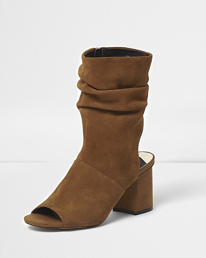 Tan suede slouch shoe boots